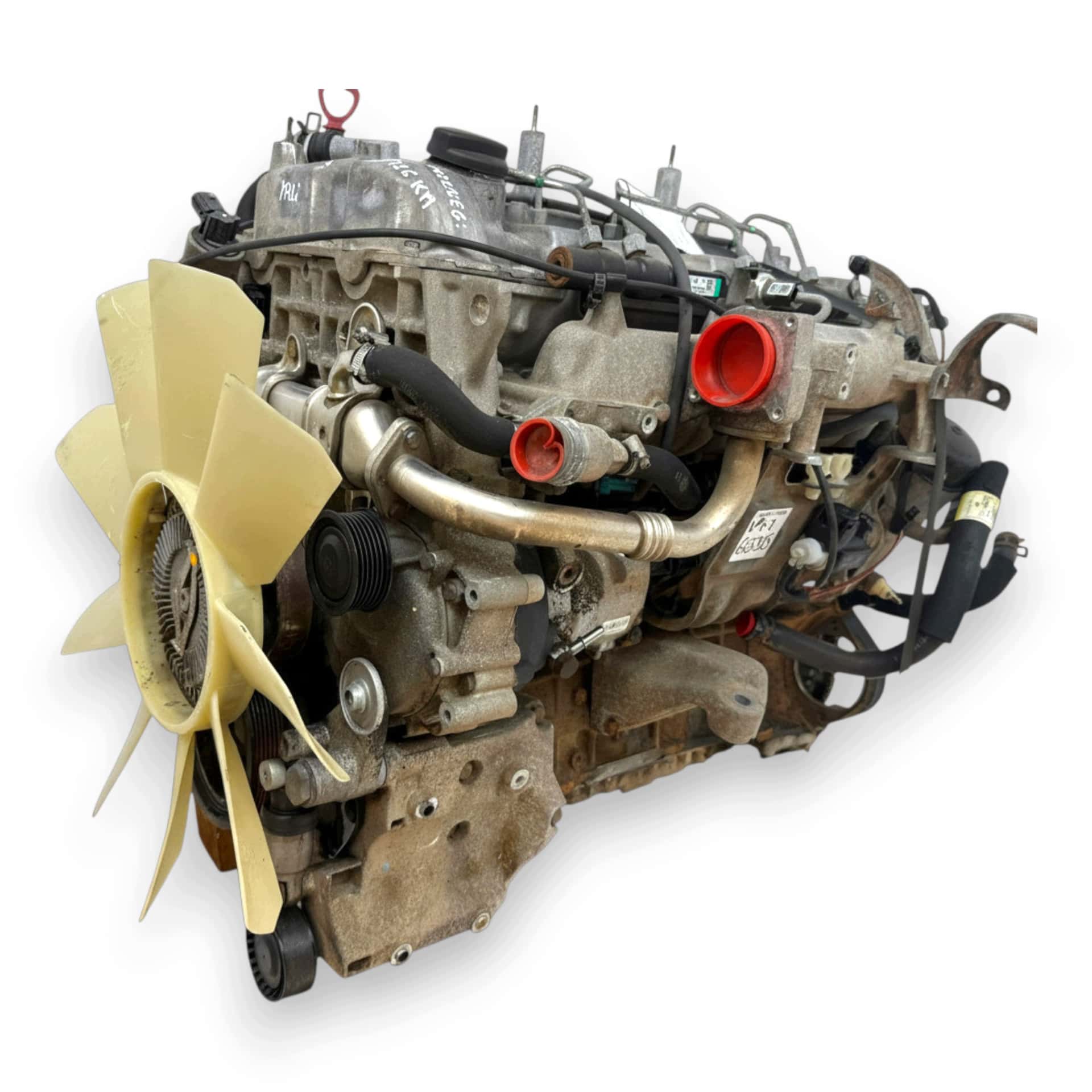 Moteur D27DT vue 9
