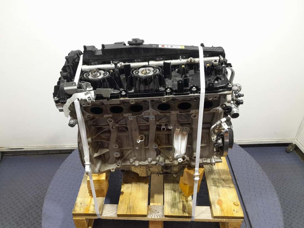 Moteur S58 B30 A vue 2