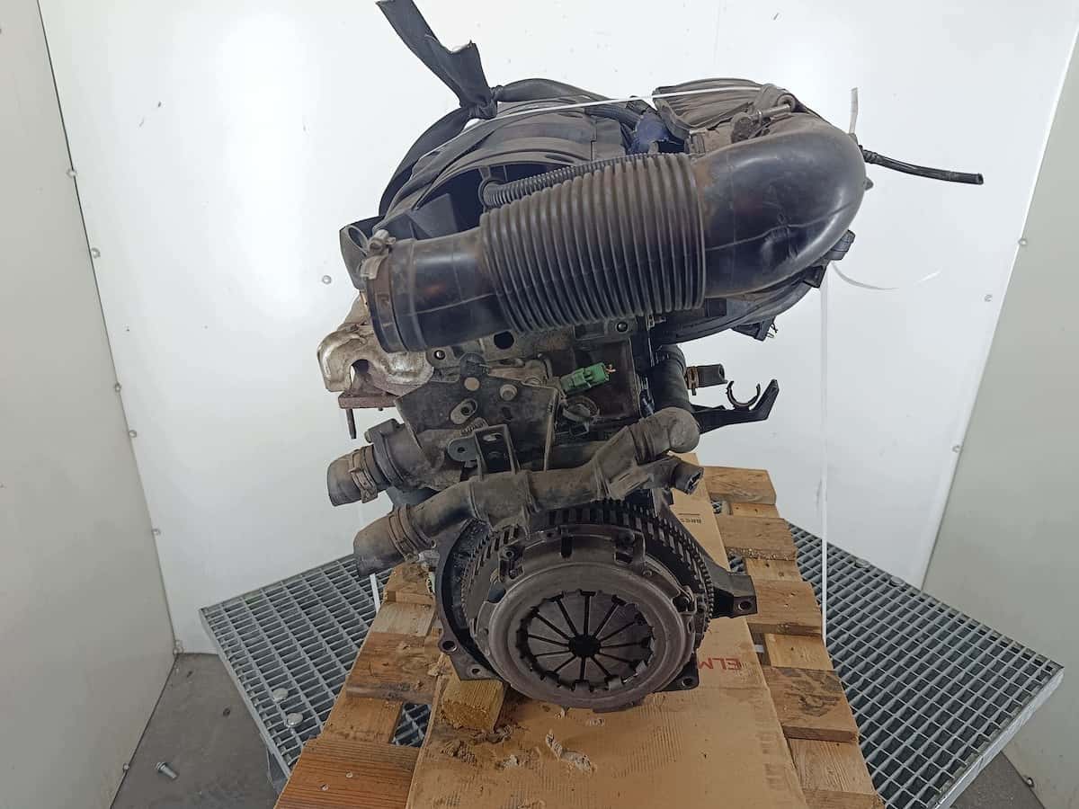 Moteur NFU (TU5JP4) vue 4