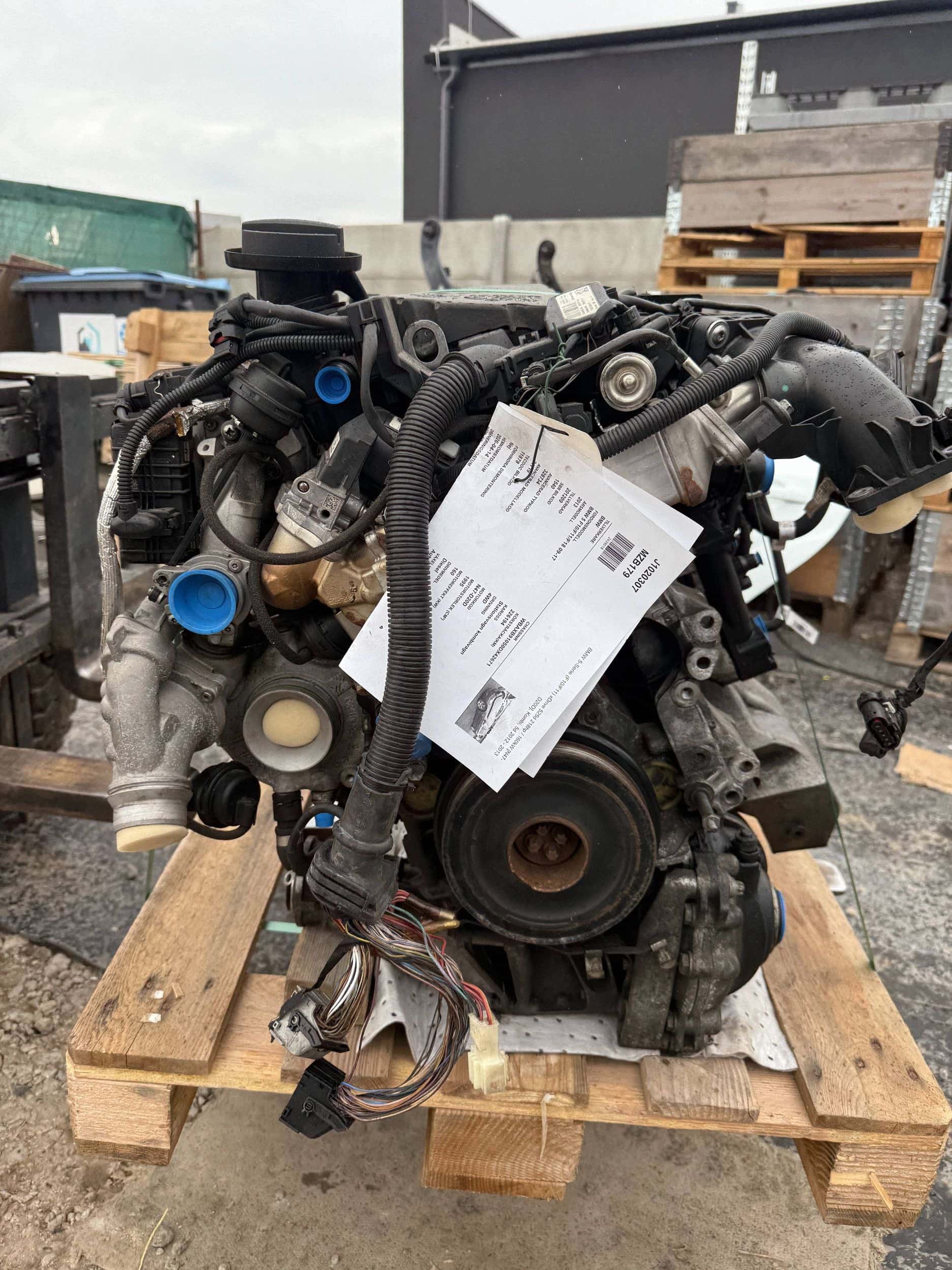 Moteur N47 D20 D vue 4