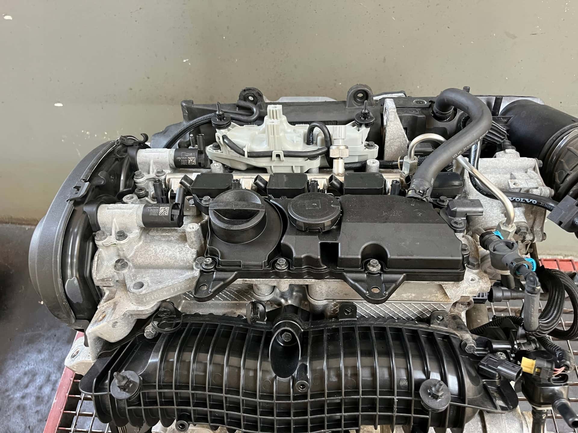 Moteur B 4204 T27 vue 2