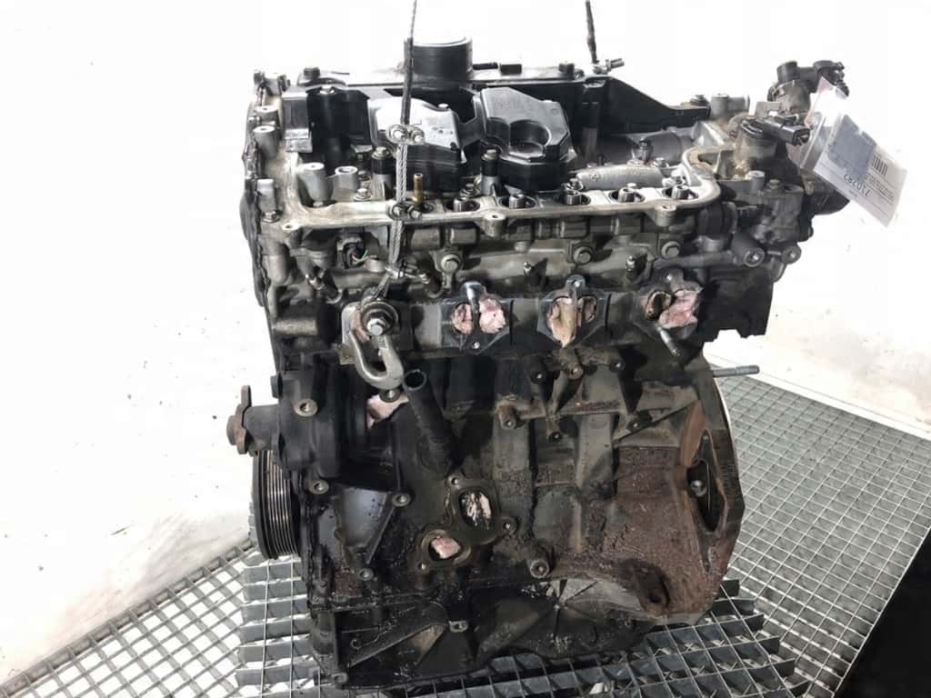 Moteur M9R 845 vue 2