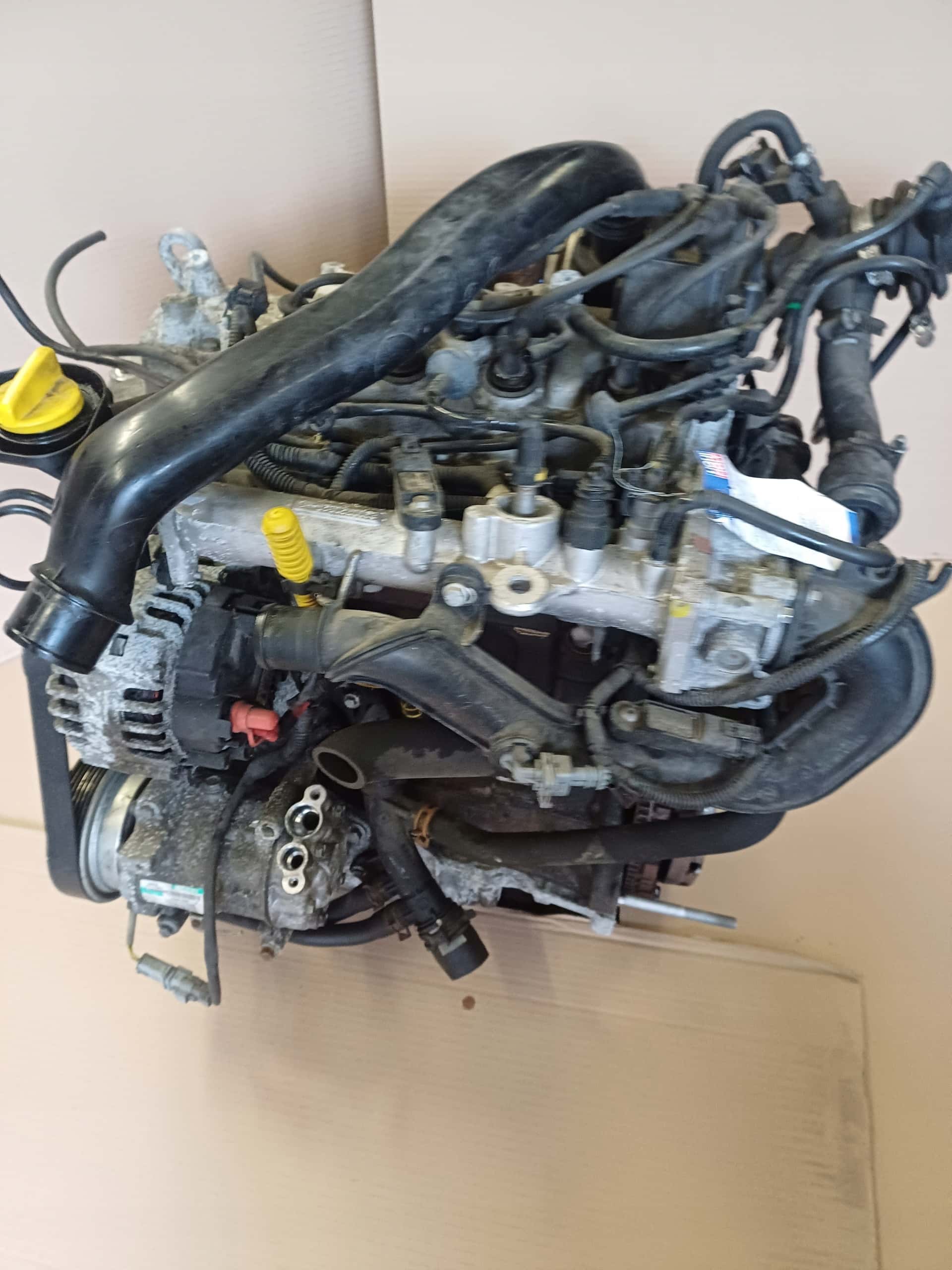 Moteur D4F 784 vue 7