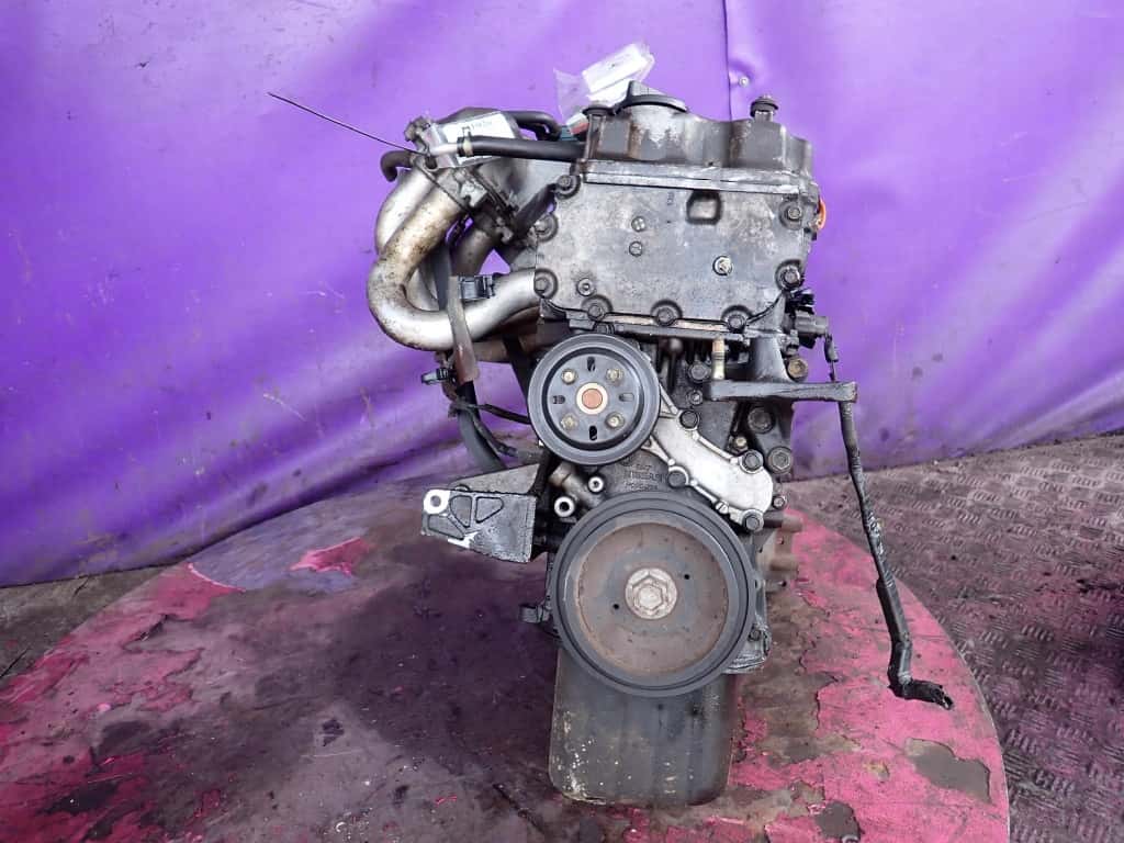 Moteur QG18DE vue 2