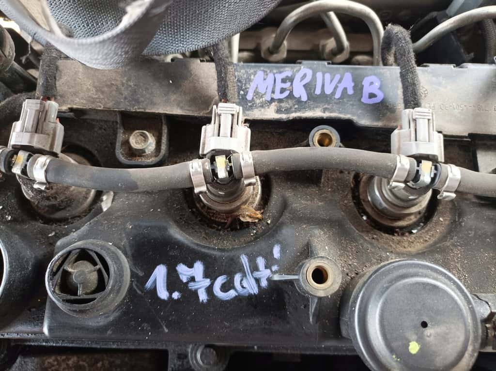 Moteur A 17 DT vue 4