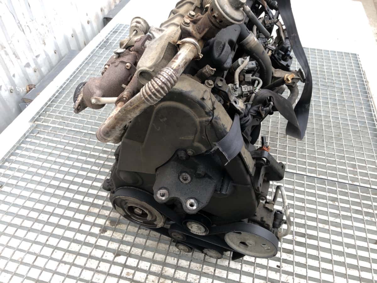 Moteur RHV (DW10TD) vue 4