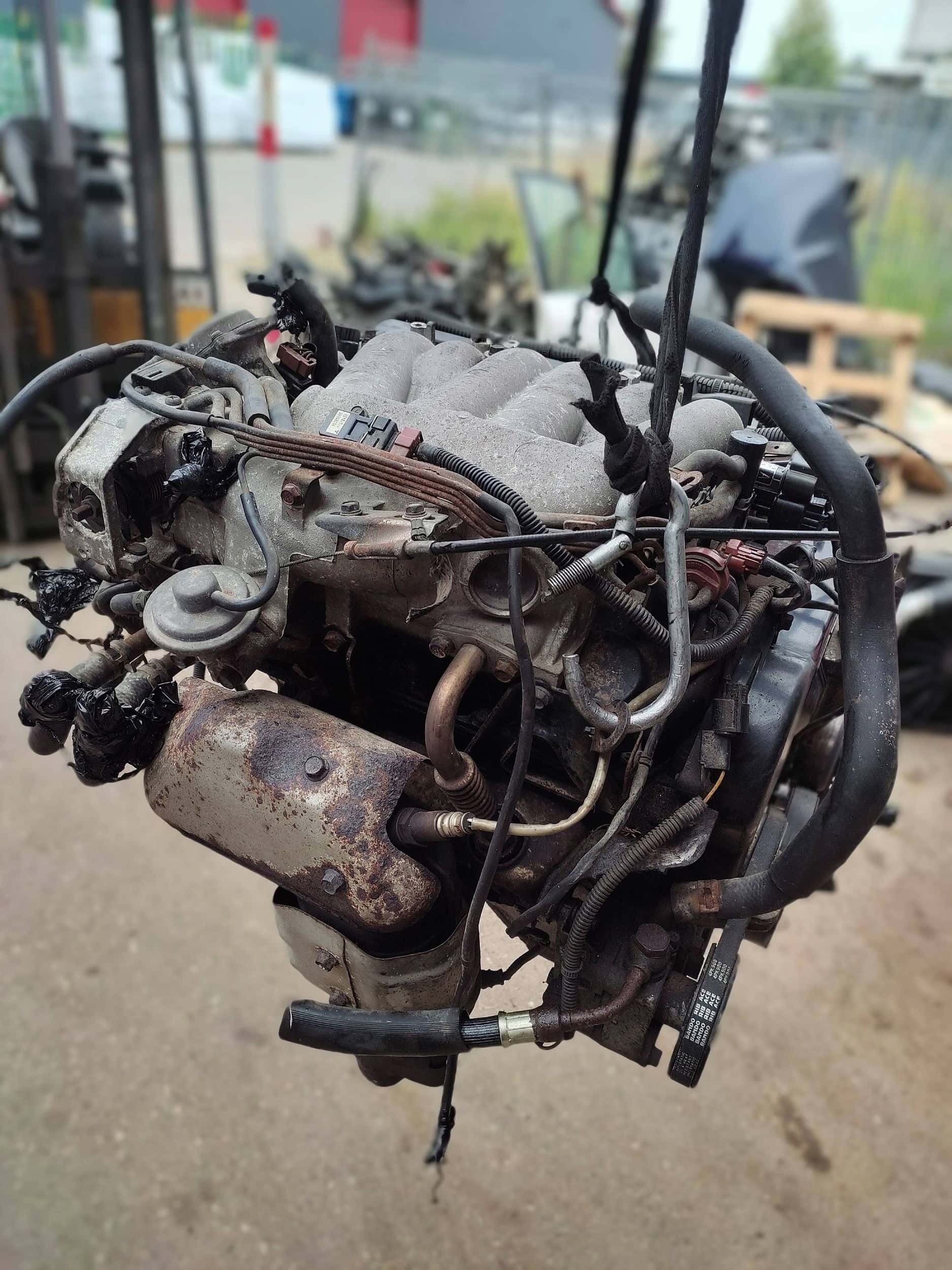Moteur 6G72 (SOHC 24V) vue 7