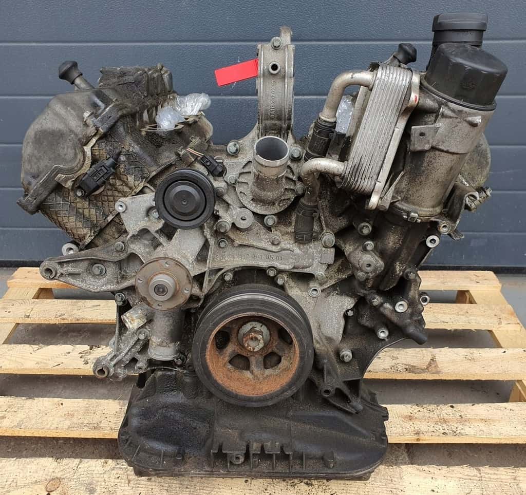 Moteur M 112.970 vue 4