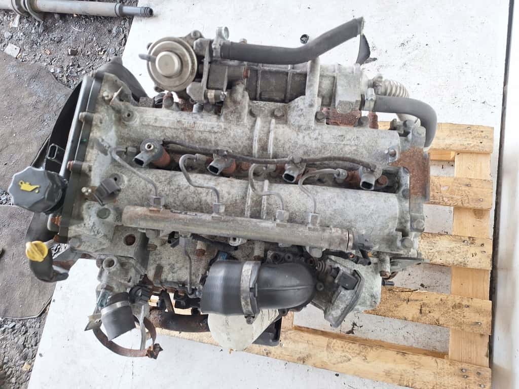 Moteur F1CE0481F vue 6