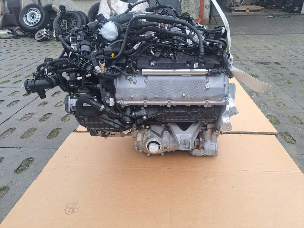 Moteur N63 B44 D vue 5