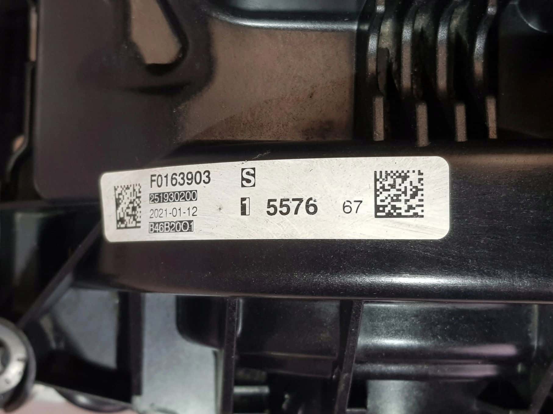 Moteur B46 B20 B vue 2