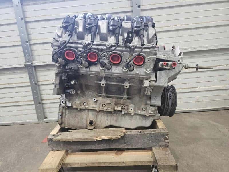 Moteur L83(325CUV8) vue 2