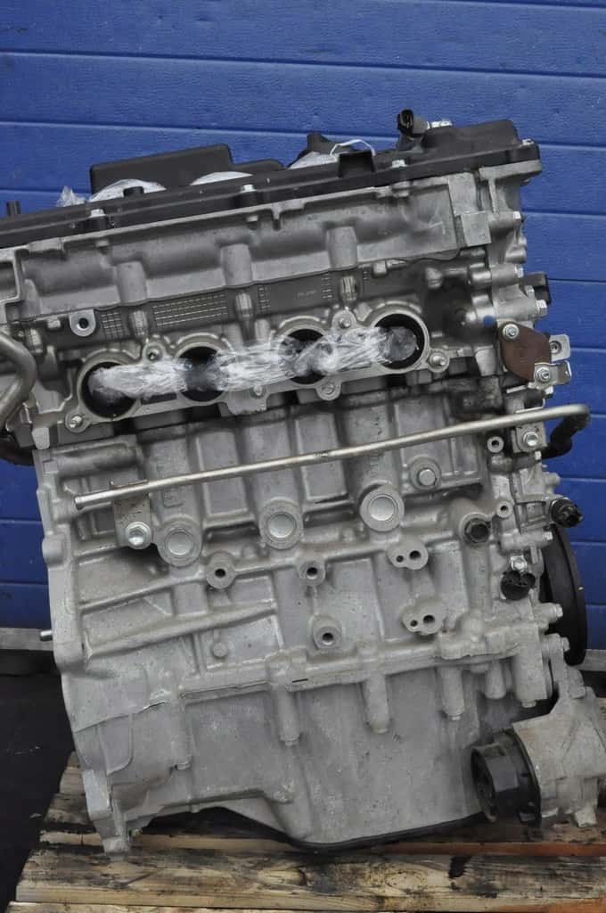Moteur 2ZR-FXE vue 4