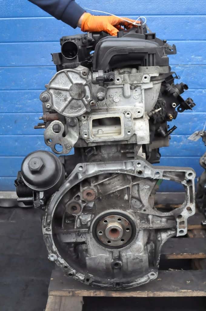 Moteur 9HZ (DV6TED4) vue 2