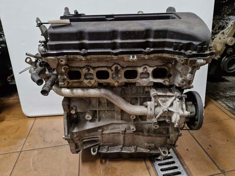 Moteur 4B11 vue 4