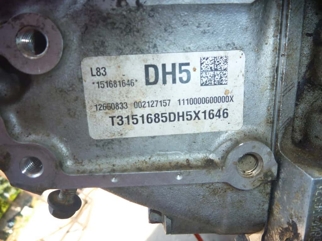 Moteur L83(325CUV8) vue 3