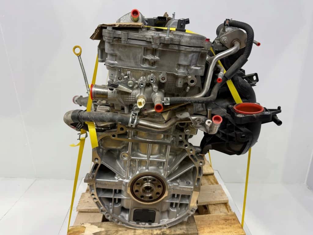 Moteur 2AR-FXE vue 4