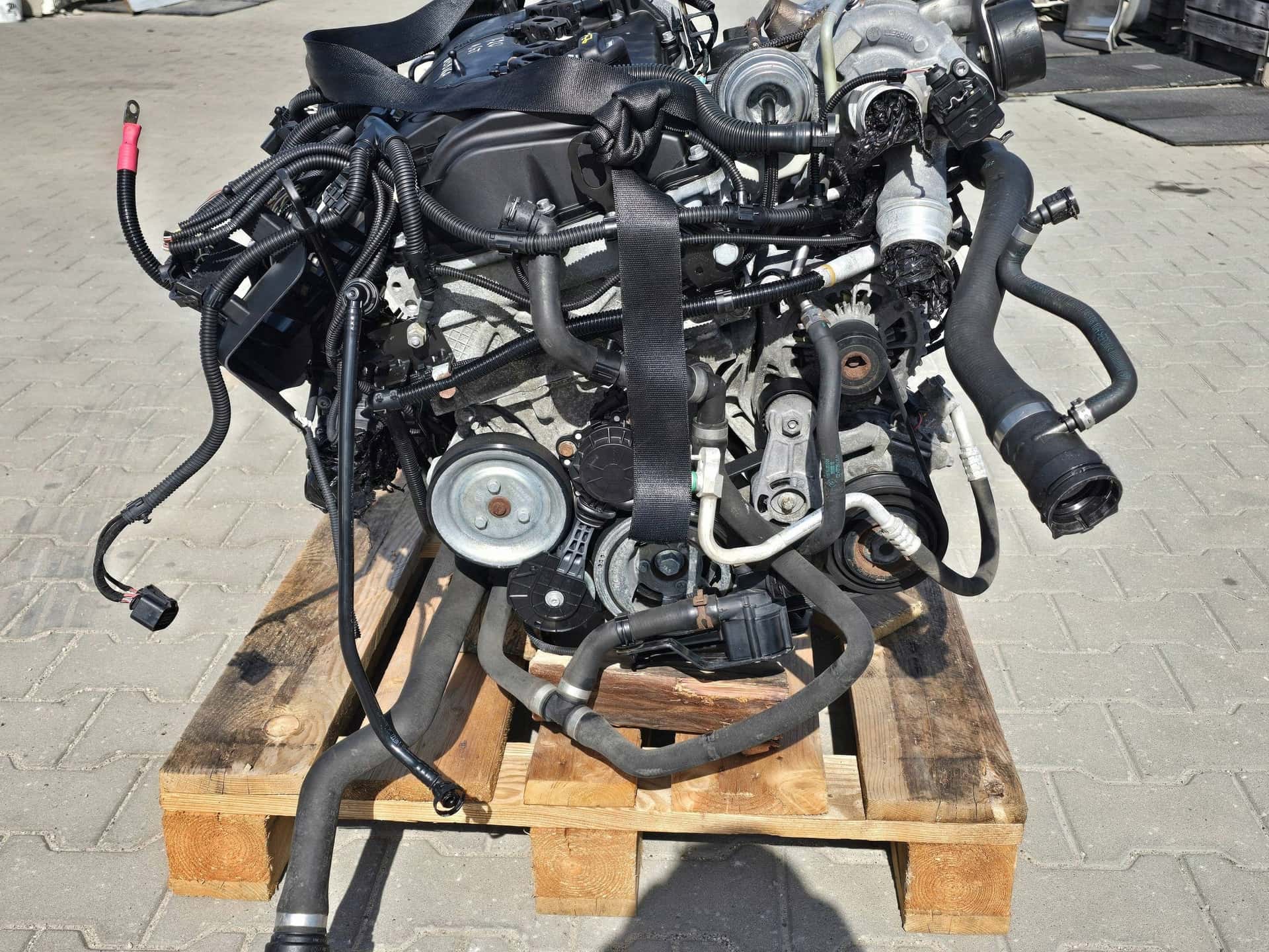 Moteur N13 B16 A vue 3