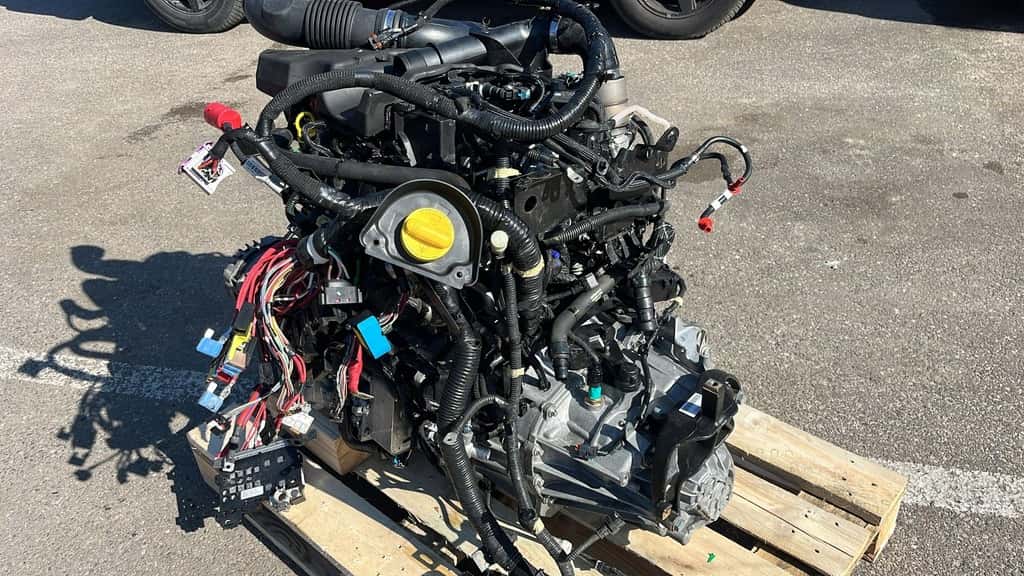 Moteur M9T 716 vue 3