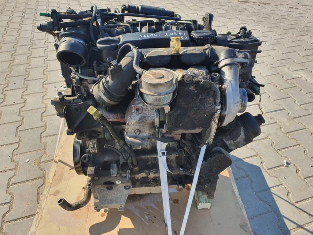 Moteur 8HY (DV4TED4) vue 3