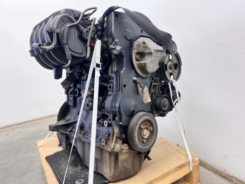 Moteur NFU (TU5JP4) vue 3