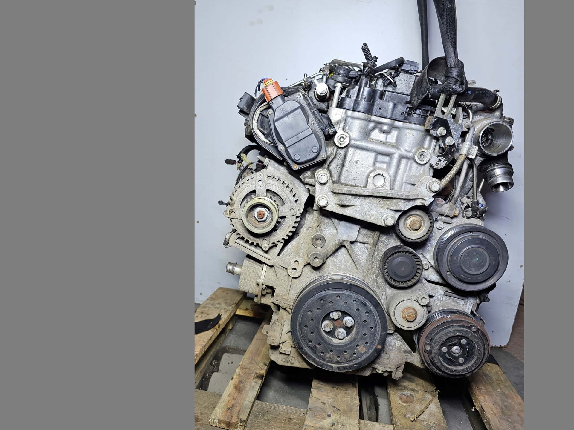 Moteur B 16 DTH vue 3