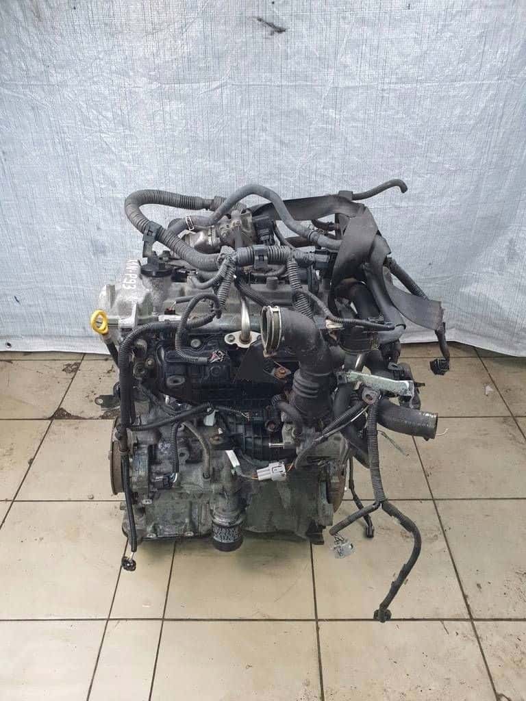 Moteur 1NZ-FXE vue 2