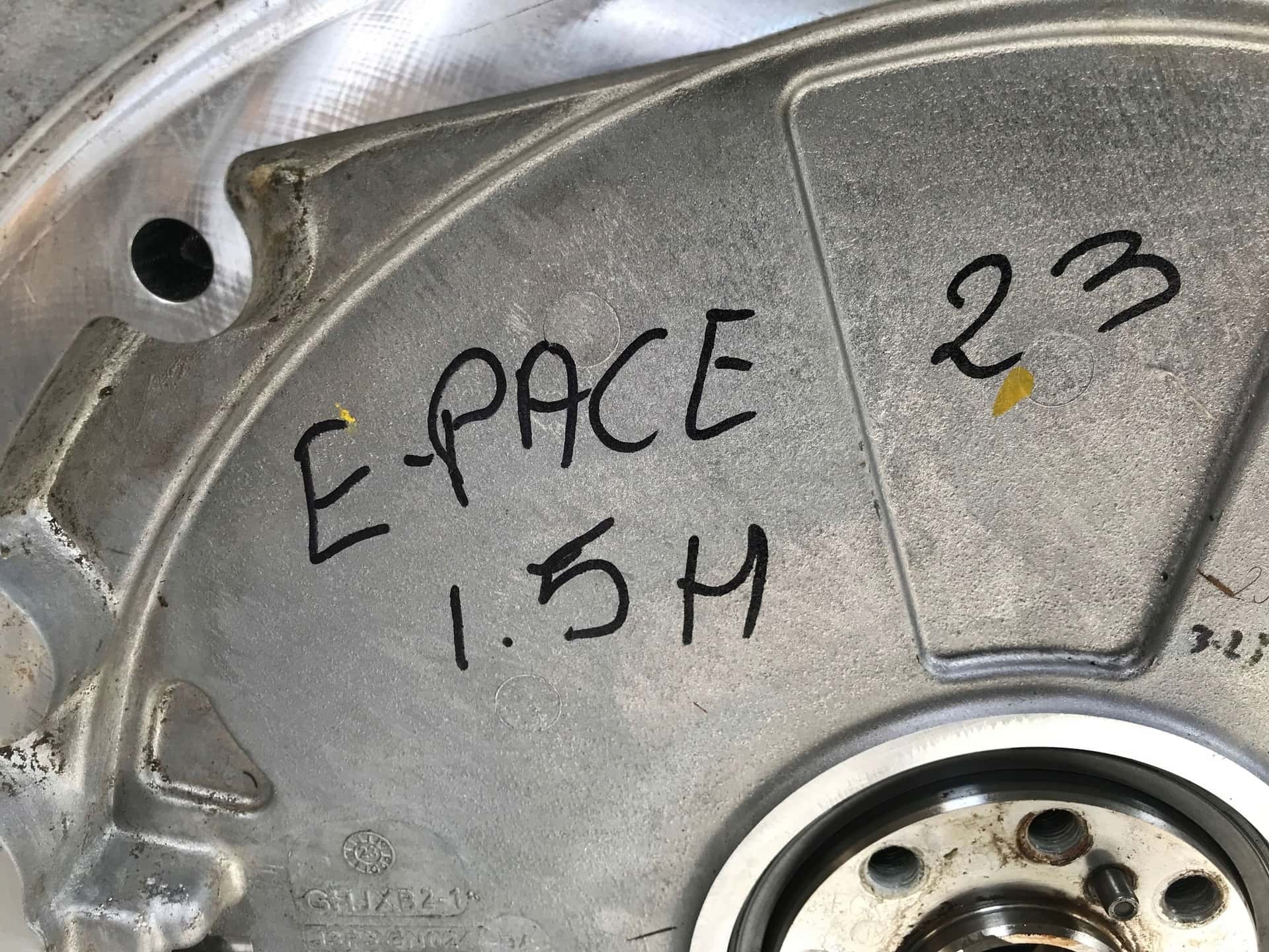 Moteur PT153(AJ20P3) vue 5
