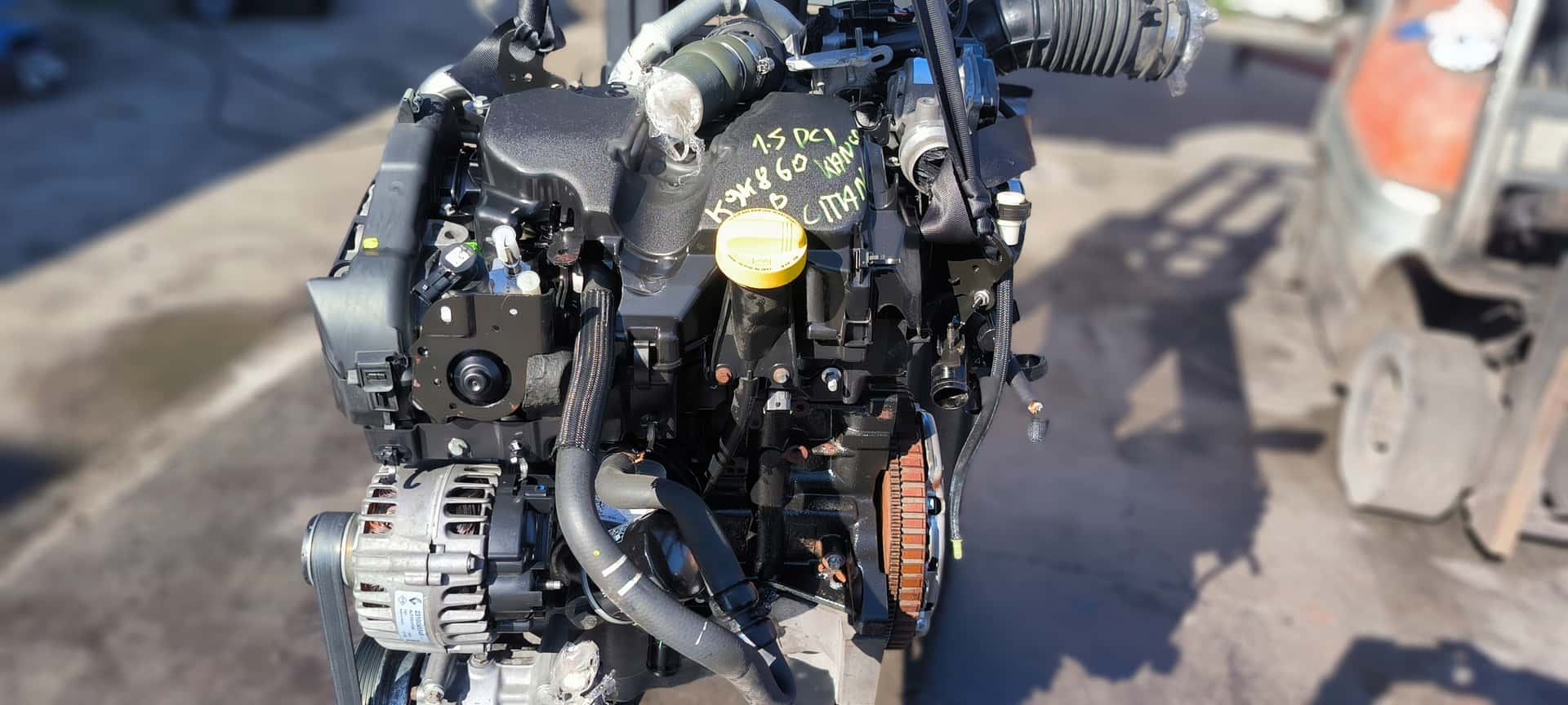 Moteur OM 607.951 (K9K) vue 7