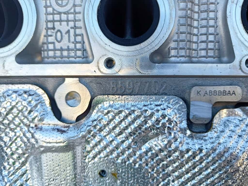 Moteur B57 D30 B vue 3