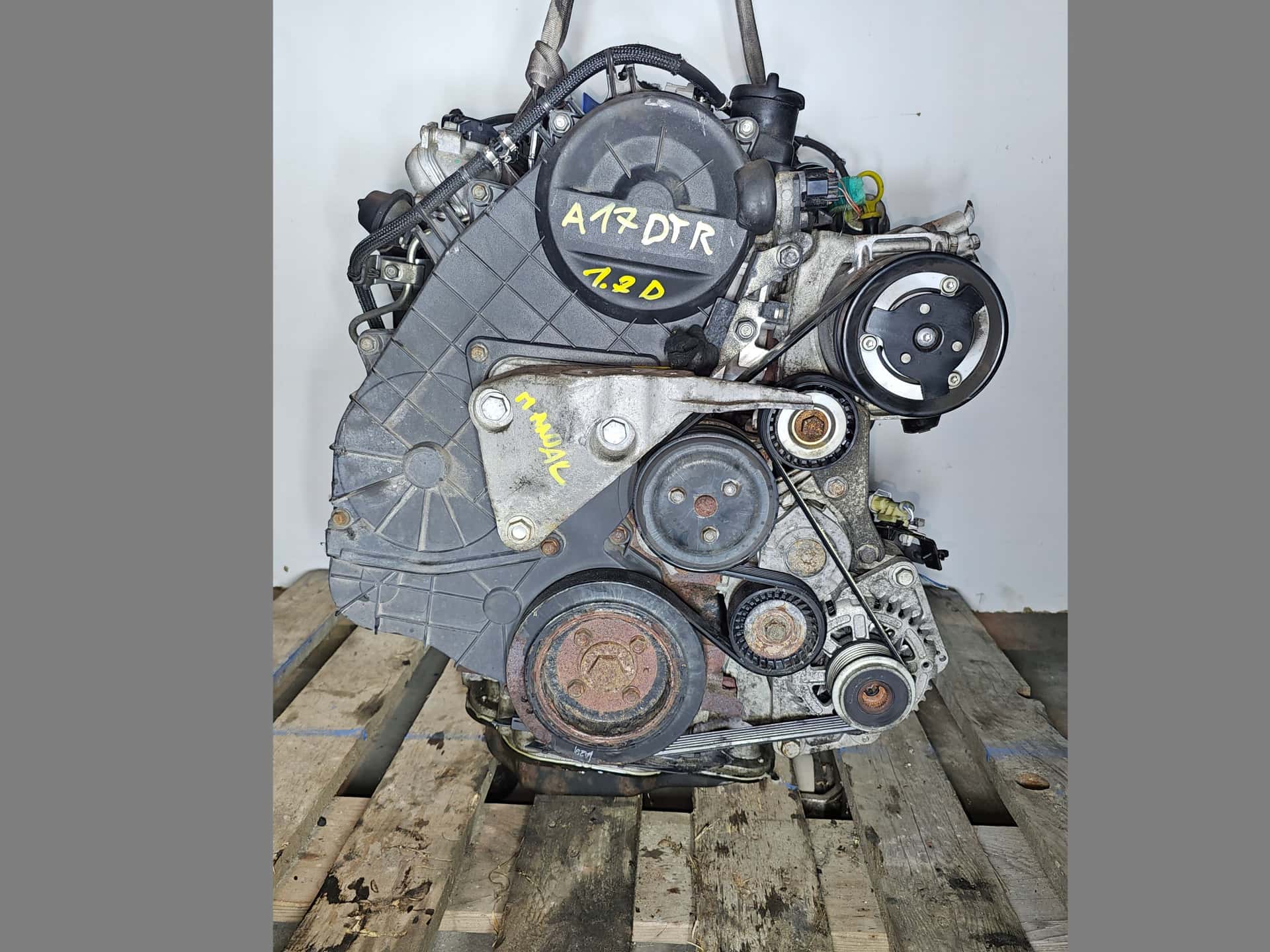 Moteur A 17 DTR vue 3