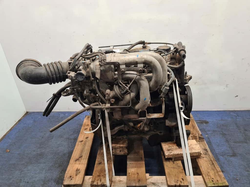 Moteur 4G18 vue 5