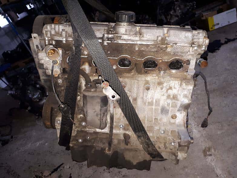 Moteur B 5204 T vue 6