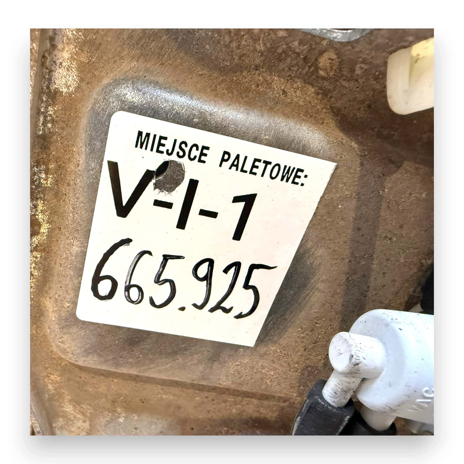 Moteur D27DT vue 14