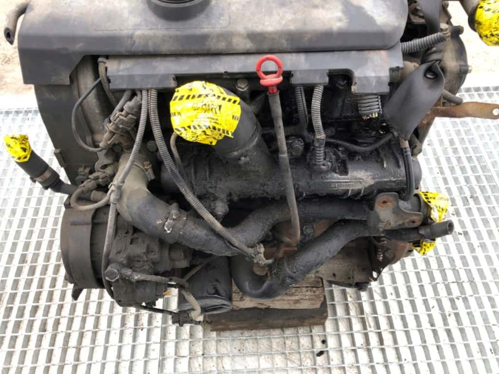 Moteur F1AE0481D vue 2