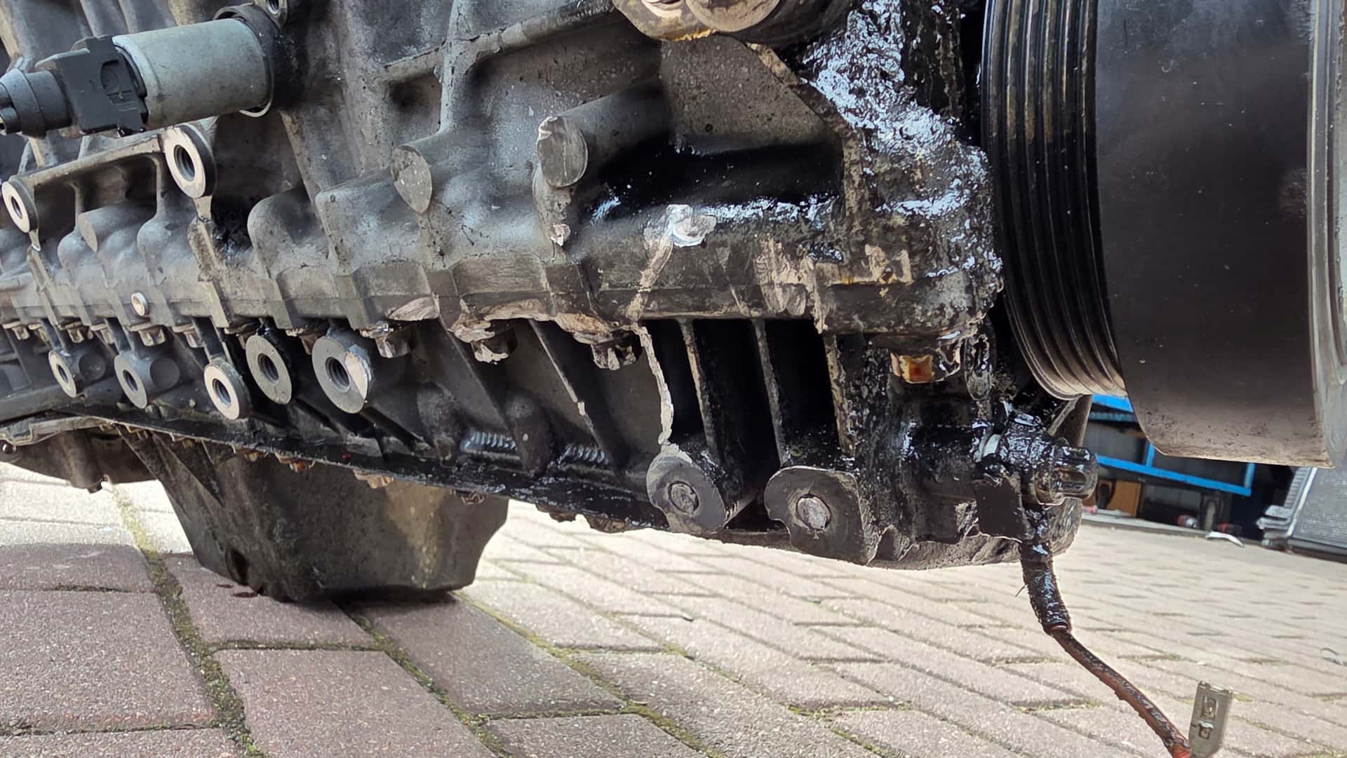 Moteur N53 B30 A vue 4