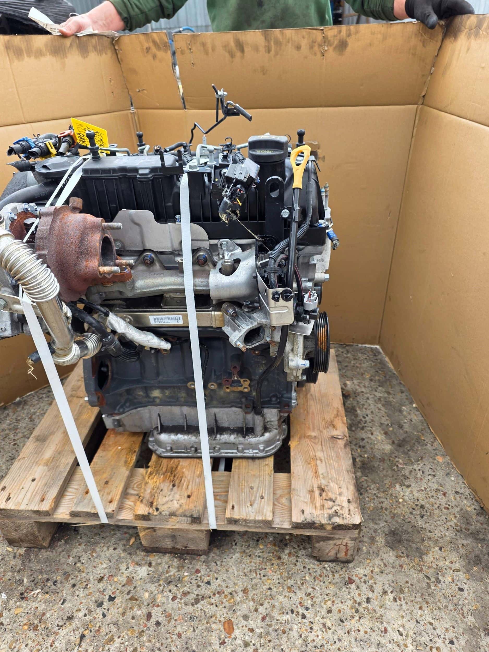 Moteur D4HB vue 4