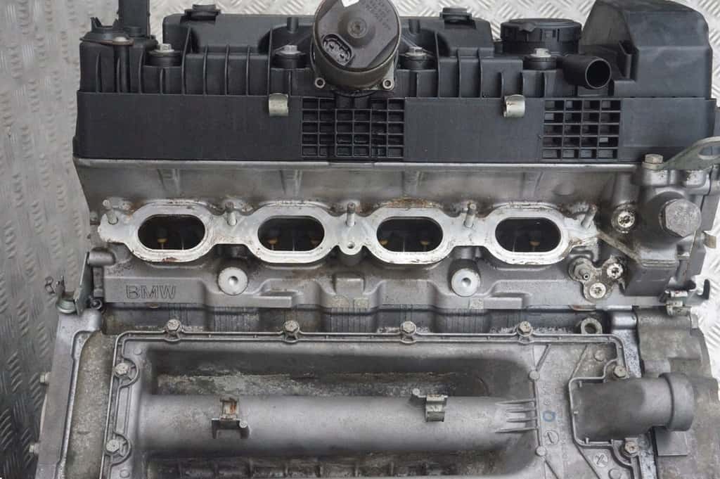Moteur N62 B44 A vue 3
