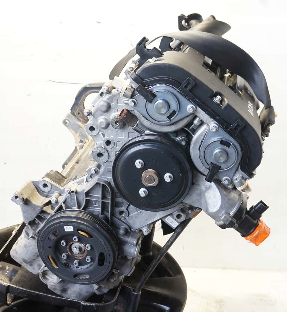 Moteur A 12 XER vue 4