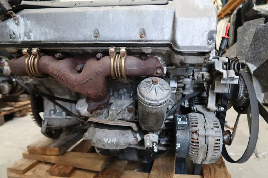 Moteur M 119.972 vue 2