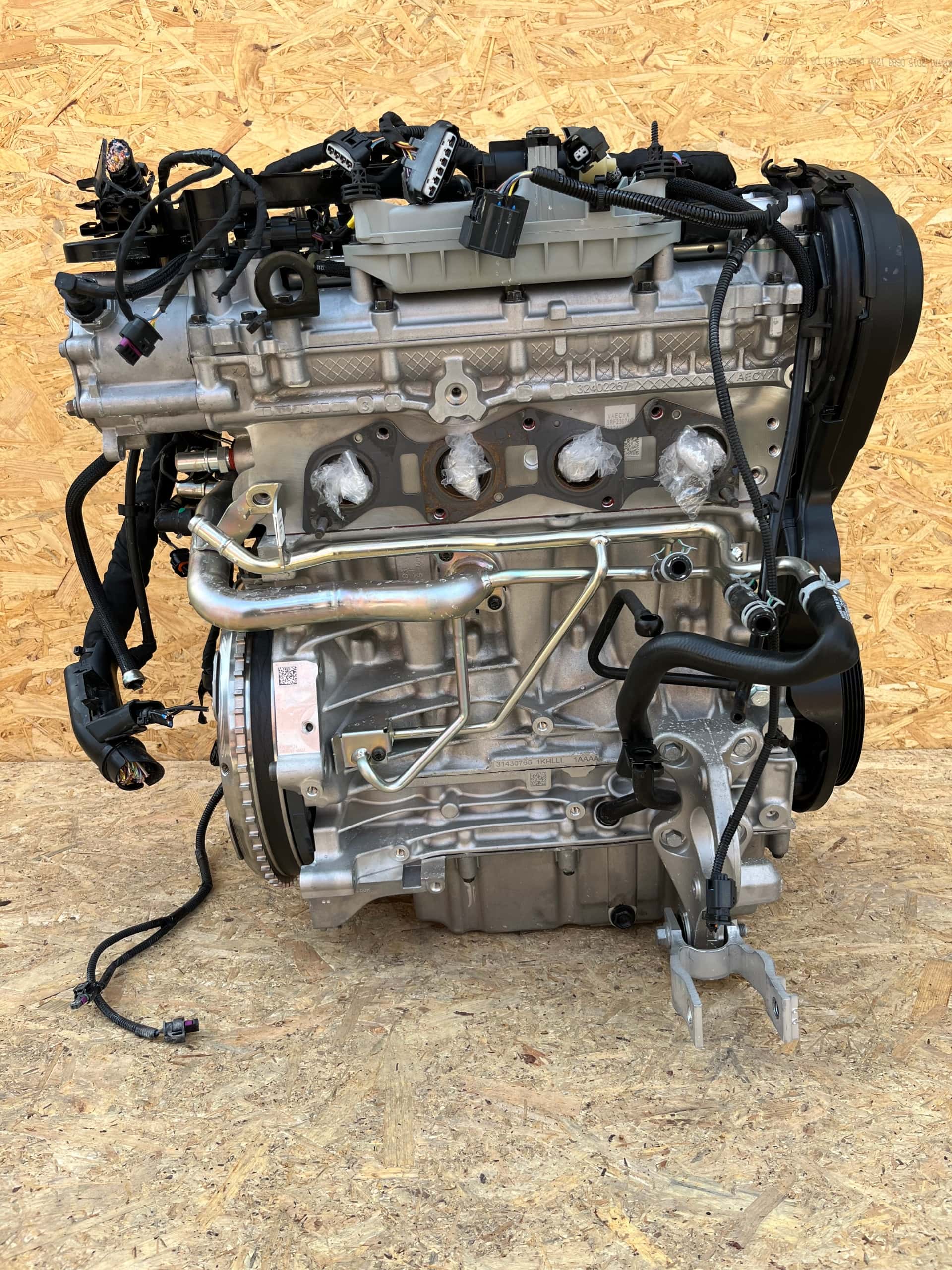 Moteur B 4204 T52 vue 4