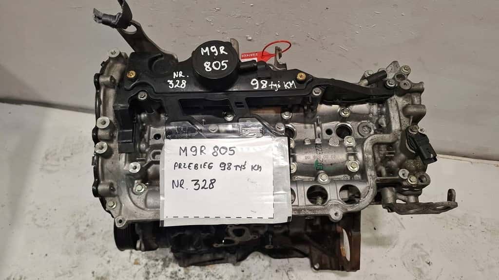 Moteur M9R 805 vue 2