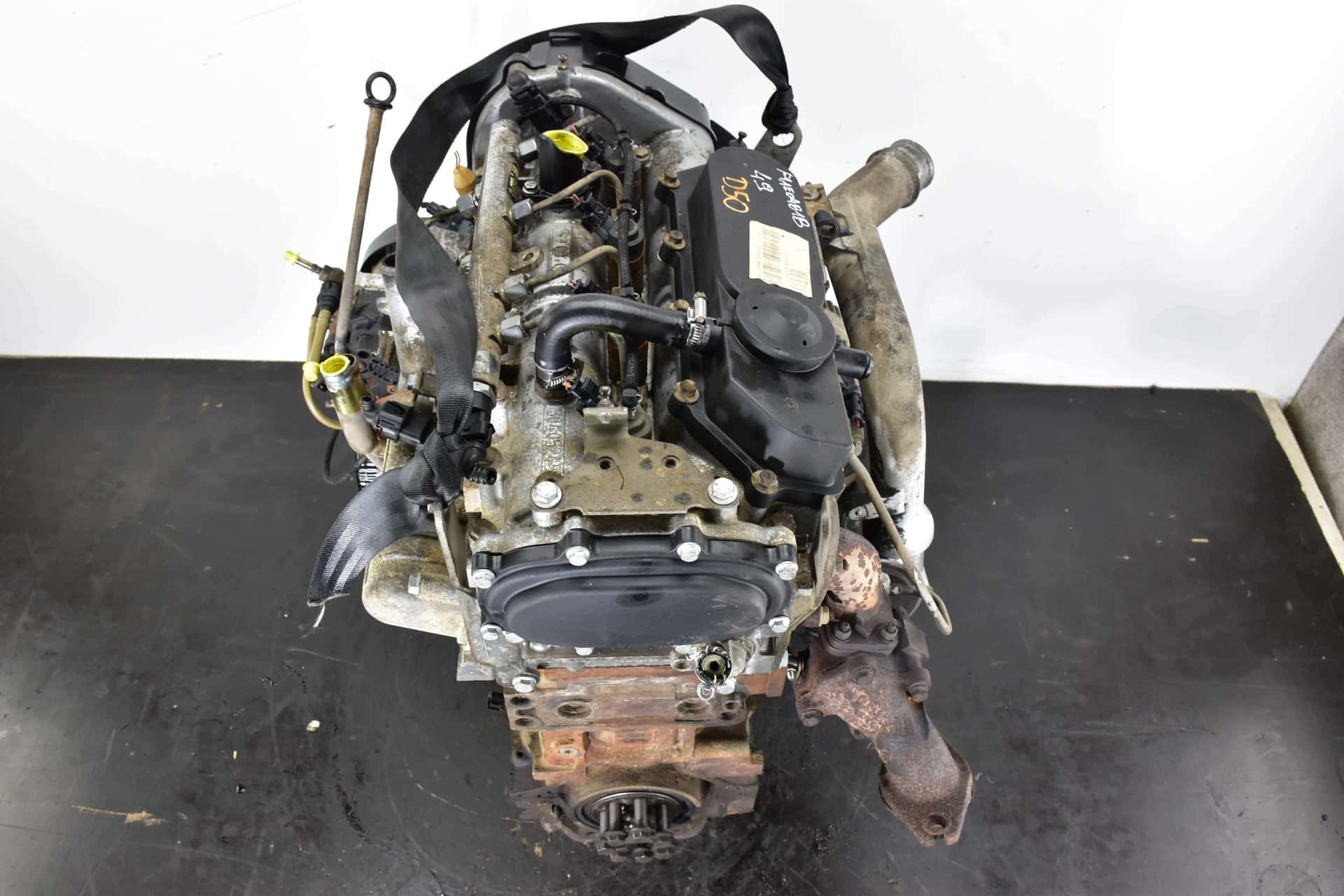 Moteur F1AE0481B vue 9