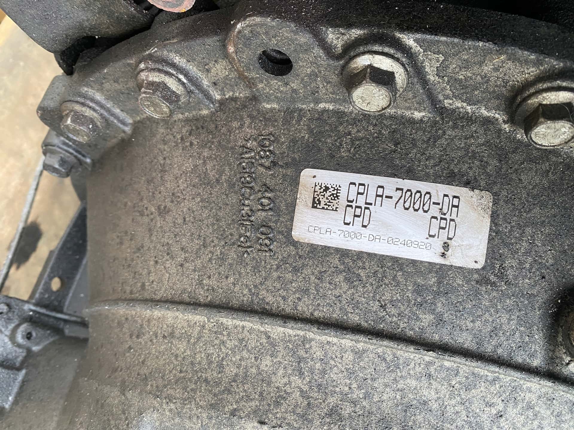Moteur 306DT vue 9