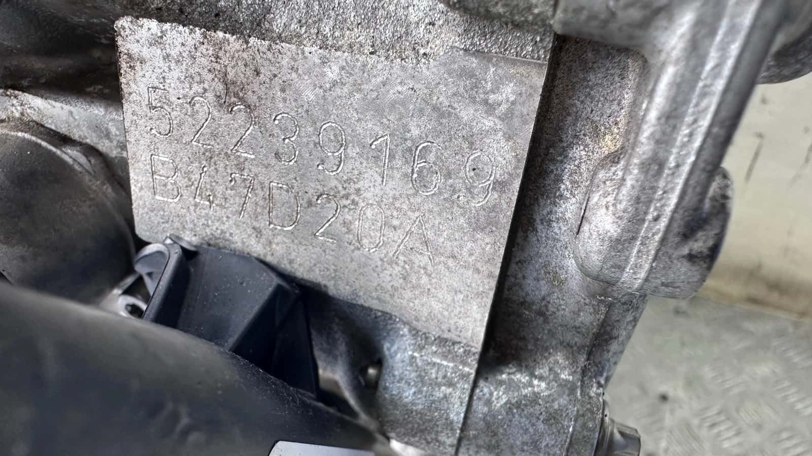 Moteur B47 D20 A vue 3