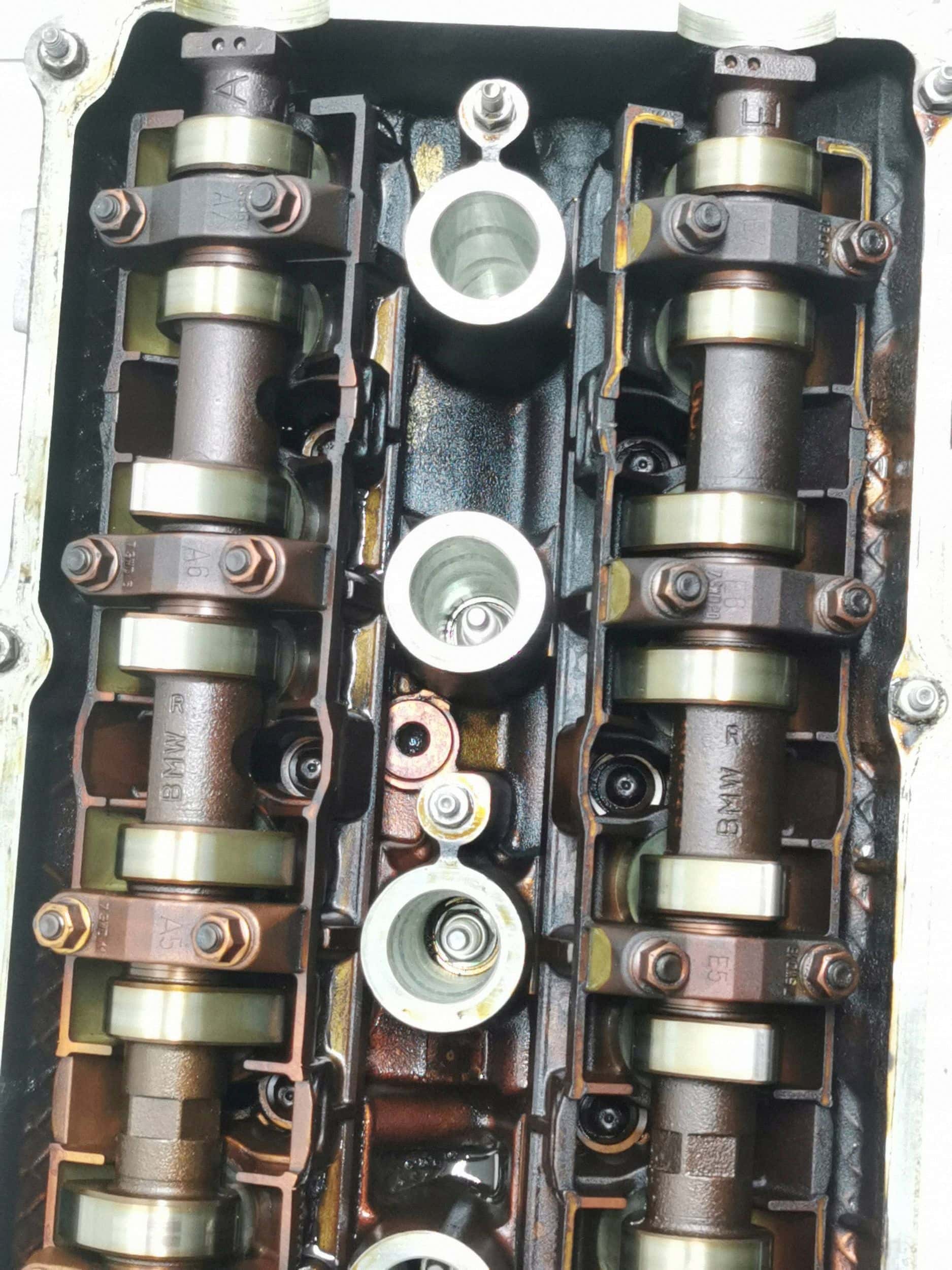 Moteur M52 B20 (206S4) vue 12