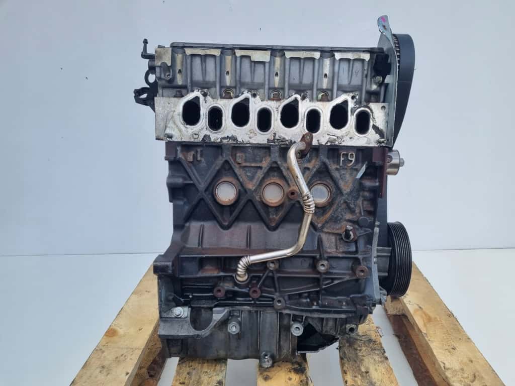 Moteur F9Q 800 vue 4