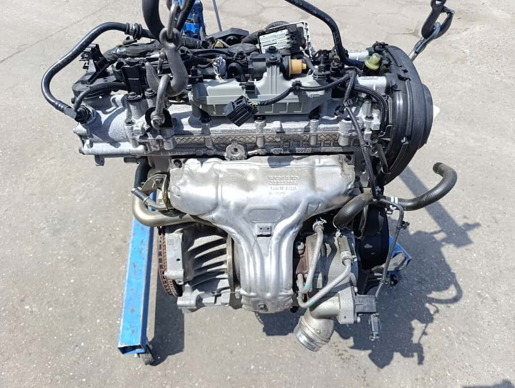 Moteur B 4204 T47 vue 2