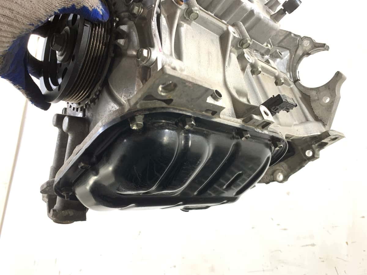 Moteur 8NR-FTS vue 4
