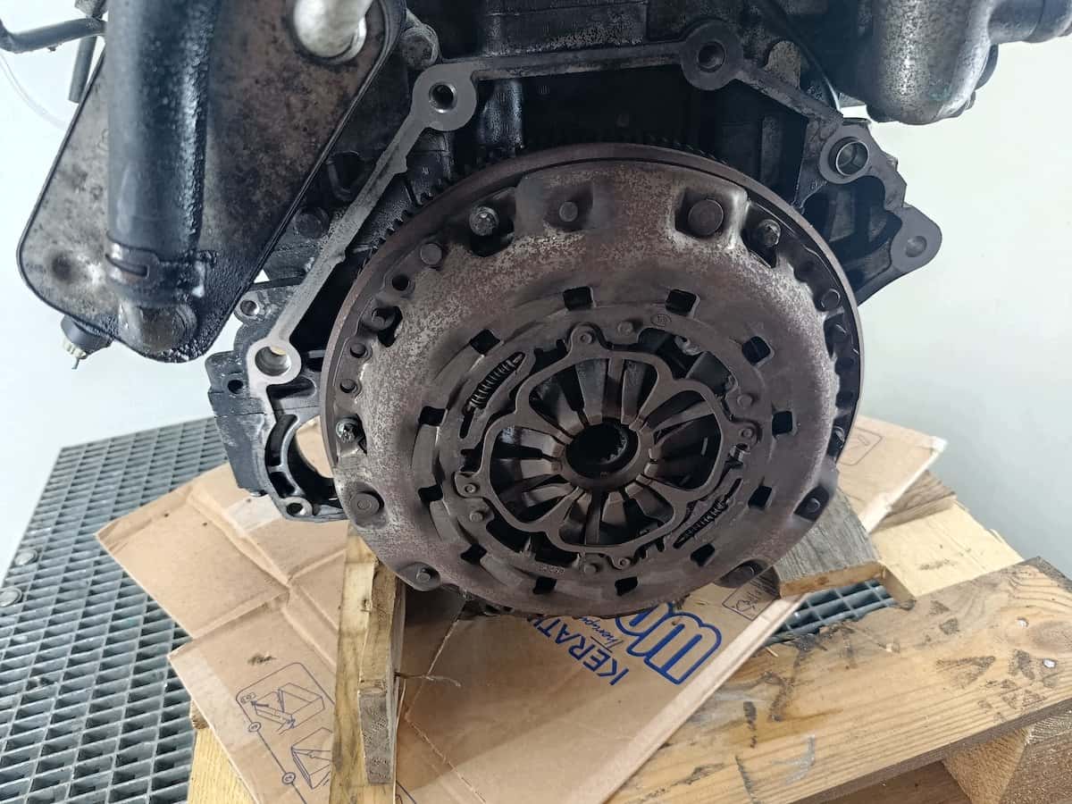 Moteur B207E vue 2